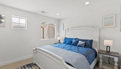 Adventure Base Camp Pet Friendly with Resort Living Pool, Arcade, Pickle-ball - Photo 4