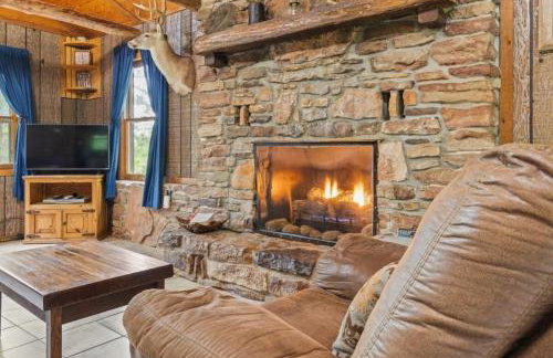 Pet-Friendly Cabin Retreat in the Ozarks of Scenic Newton County, Arkansas - Foto 2