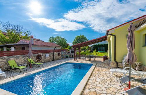 Villa Roža, a beautiful villa with pool close to the beach - Foto 14