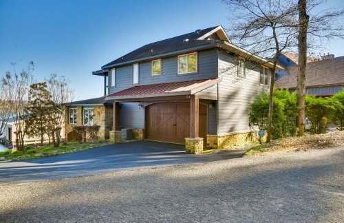 Luxurious Lakefront Paradise in Scottsboro with Dock - Foto 26
