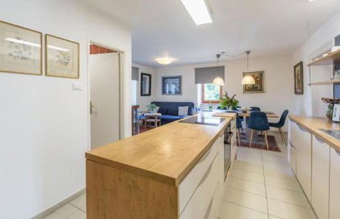 Lovely Apartment In Porec With Kitchen - Foto 16