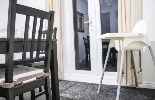 3Bedroom EnSuite SofaBed Sleeps upto 6 Contractors Families Long or Short Stay Free Parking WIFI - Foto 51