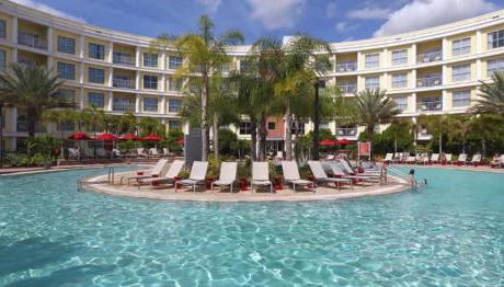 Orlando Getaway with Pool View Balcony - Foto 3