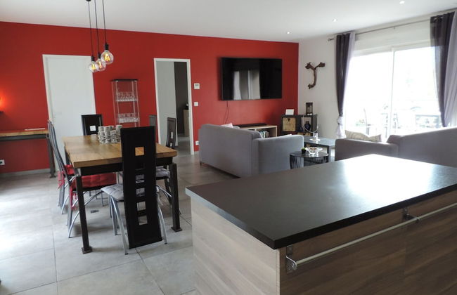 Attractive Holiday Home With Private Pool - Photo 11