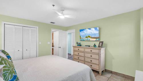 Bright 2BR Condo with Breathtaking Ocean View - Foto 4