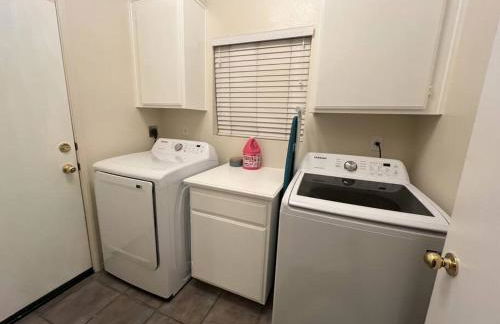 Pet Friendly Home Near Hospitals - Foto 19