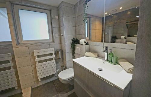 Appartement Familial- T3 LUXE- Borne VE- Recharging Station - 5min de la Gare- Colmar - Foto 6