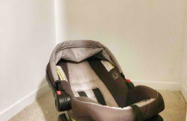 Decatur Chic Family Home with Pool Table - Photo 27