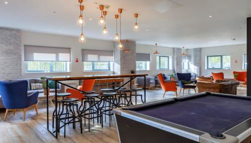 Collegelands in Glasgow - Foto 3, Game Room