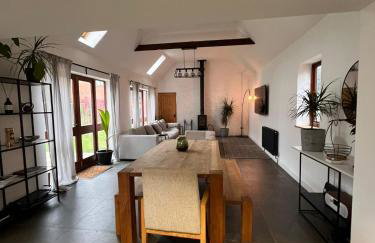 Oak Barn-ideal for Nec,Hs2,BHX,family gatherings - Foto 36