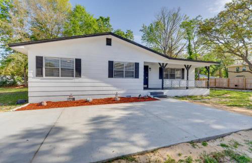 Sunny Fort Walton Beach Vacation Rental with Yard! - Foto 3