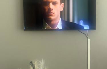 2 Beds Mint drive With Secure car Or Van Park w WiFi-Netflix No Deposit Required - Foto 9