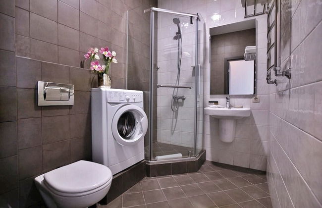 Tulip Apartments - Photo 21