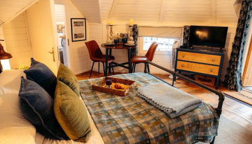 1 Secluded romantic cabin for two with outdoor bath! - Foto 4