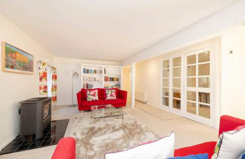 JOIVY Secluded Brewery Apartment - Photo 24