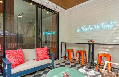 Spacious Group Home Near Rainey - Pool, Hot Tub - Foto 4