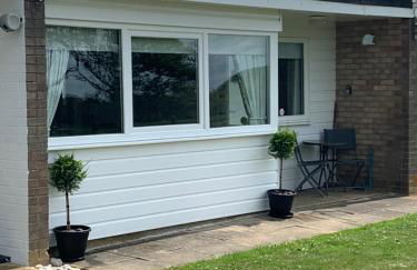 Dragon Chalet 1 , 155 Sunbeach Holiday Village, Scratby - Foto 3