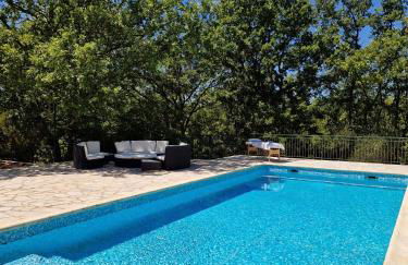 logement entier en pleine nature avec jardin terrasse tennis pétanque piscine - Foto 5