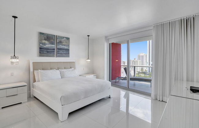 Luxury Condo at Beach Walk Resort - Foto 5