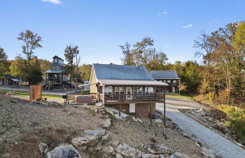 Mountain High Cabin with hot tub fire pit & indoor pool - Foto 6