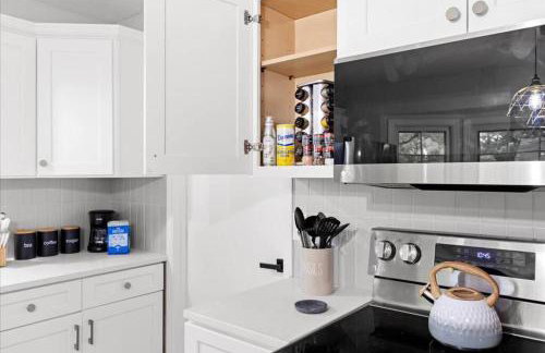 Light Bright OP Remodeled Home 4BD 2BTH - Foto 23