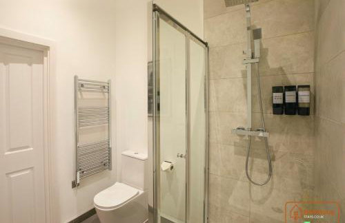 Equinox House - Modern 2 Bedroom 6 Guest Townhouse - Jewellery Quarter Birmingham City Centre - Foto 38