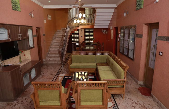 Captivating 5-bed Villa in Vettiyar - Foto 8