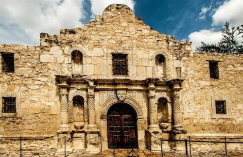 Spacious Room in shared home 9 Min to Convention Center - Foto 27