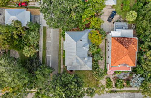 Historic Comfort l Walk to DNTN l Fire Pit - Foto 47