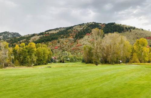 Pickleball Paradise at Star Valley Ranch! - Foto 33