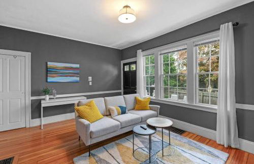 1803 Salem 1BR | Walk to Haunted Happenings - Foto 9