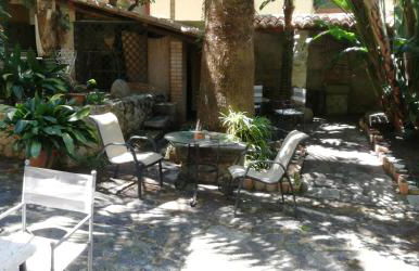 Villino with Garden - Photo 18