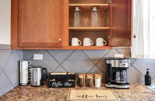 Hot Tub Retreat Games BBQ Air Hockey Swing Set - Foto 18