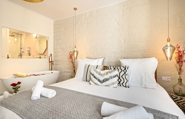 The Charming Luxembourg Garden - Photo 16