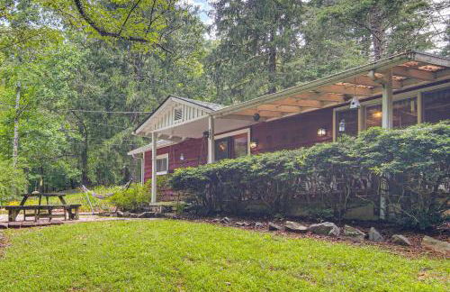 20-Acre Cabin with Pond 5 Mi to Biltmore Estate! - Foto 30