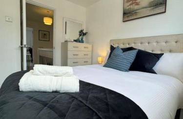 Stylish London Stay 2-Bedroom Duplex Sleeps 6 - Foto 15