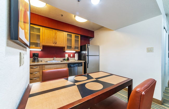 Metro Phoenix Extended Stay - Foto 72