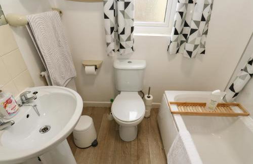 Lynton House - Photo 14