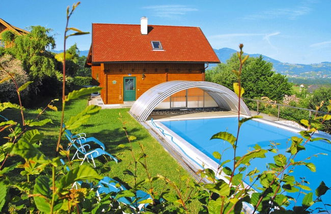 Chalet in Schlierbach Near Ski Trails - Photo 12