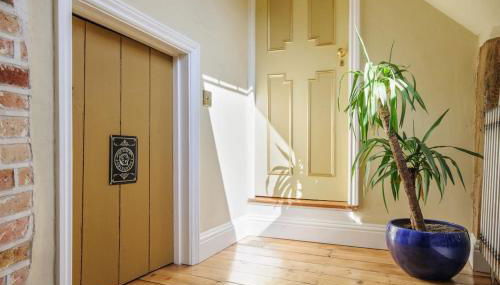 The Famous Harry Potter House, Hot Tub, Cinema Room, Sky TV - Foto 3