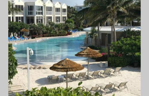 LIC Mgr - LUXURIOUS 3 BED 3 BATH OCEANFRONT SUITE - UPSCALE OCEANFRONT RESORT - INDOOR PICKLEBALL - SPEAKEASY! - Photo 28