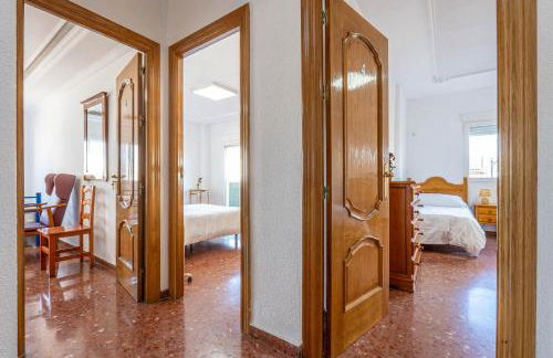 Amplia Casa Familiar con Calefacción, cerca de Sierra Nevada y Granada - Foto 52