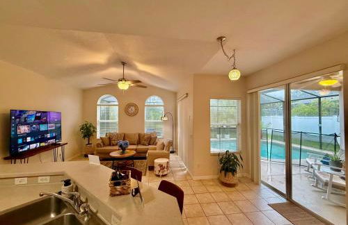 Luxury Village 4BR Pool Home near Disney Parks - Foto 11