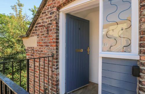 2 Rodgers Mews - Photo 2