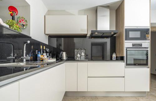 Villa with private Pool and Garden - Foto 16