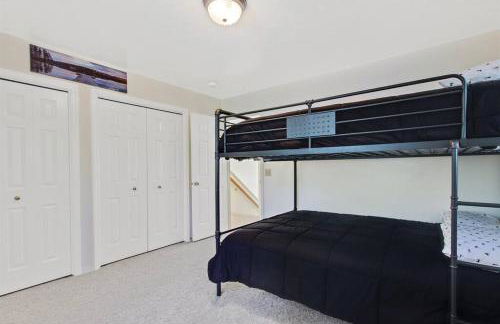 Cascade Cabin Mountain Getaway with Private Beach - Foto 34