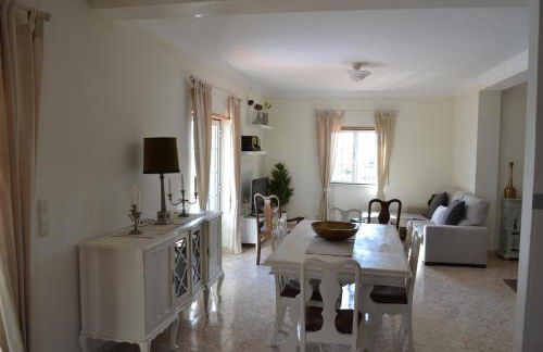 Yellow House Ericeira - Foto 19