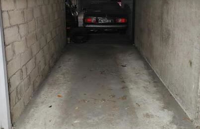 Sunny Flat, parking & RER C and H - Foto 5