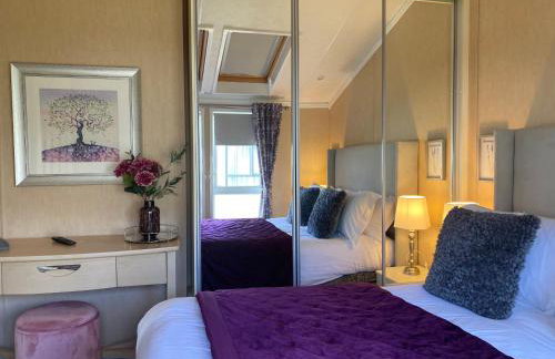 Hot Tub Lodge with Panoramic Views & Free Golf - Foto 23