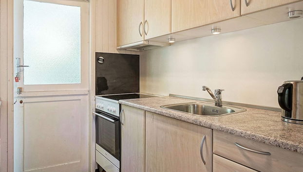 6 Person Holiday Home in Aakirkeby - Foto 5, Cocina privada